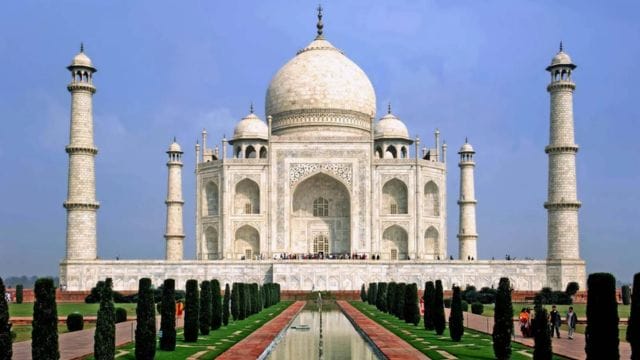 Top 10 Tourist Places in India